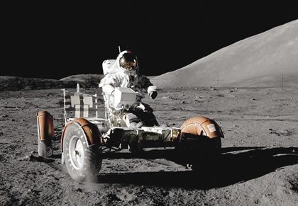 4403-hzl-pic9-lunar_rover